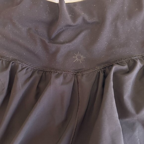 Aerie Crossover Shorts - Picture 2 of 3